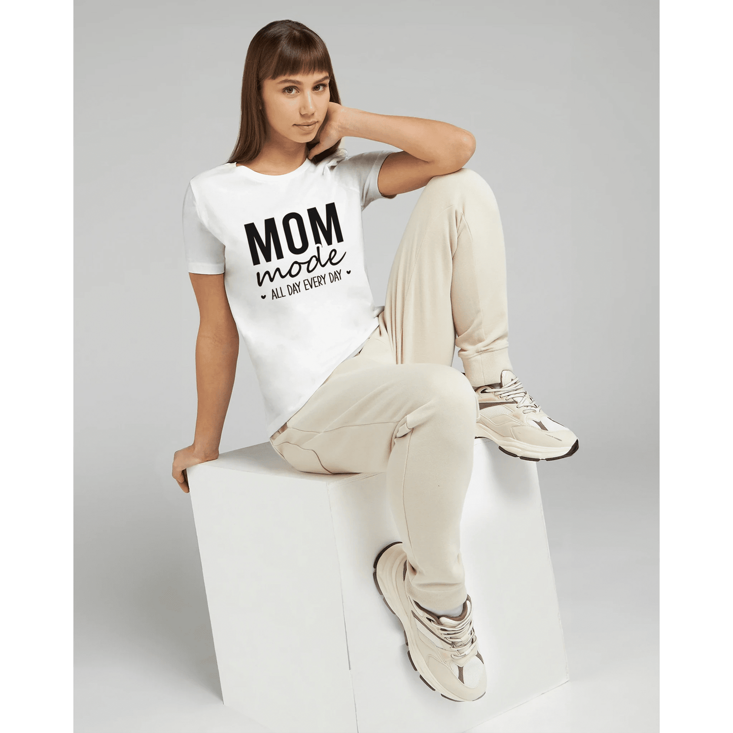 Women's Relaxed T-Shirt | Bella + Canvas 6400 White - Estrella & The Stars