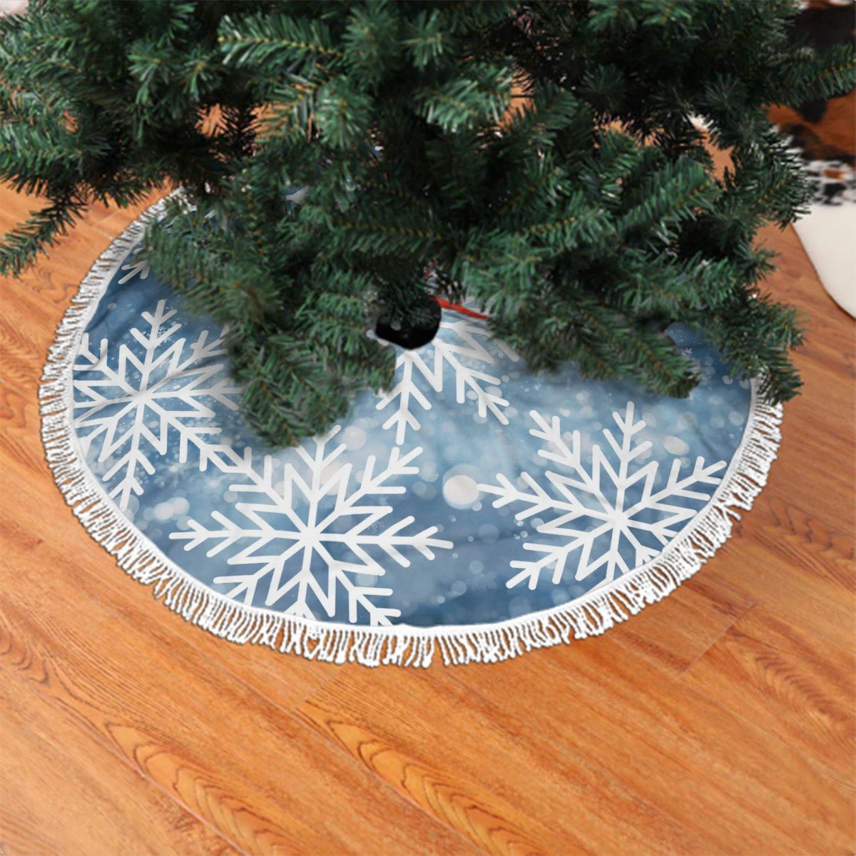 Tassel-Edged Christmas Tree Skirt - Estrella & The Stars