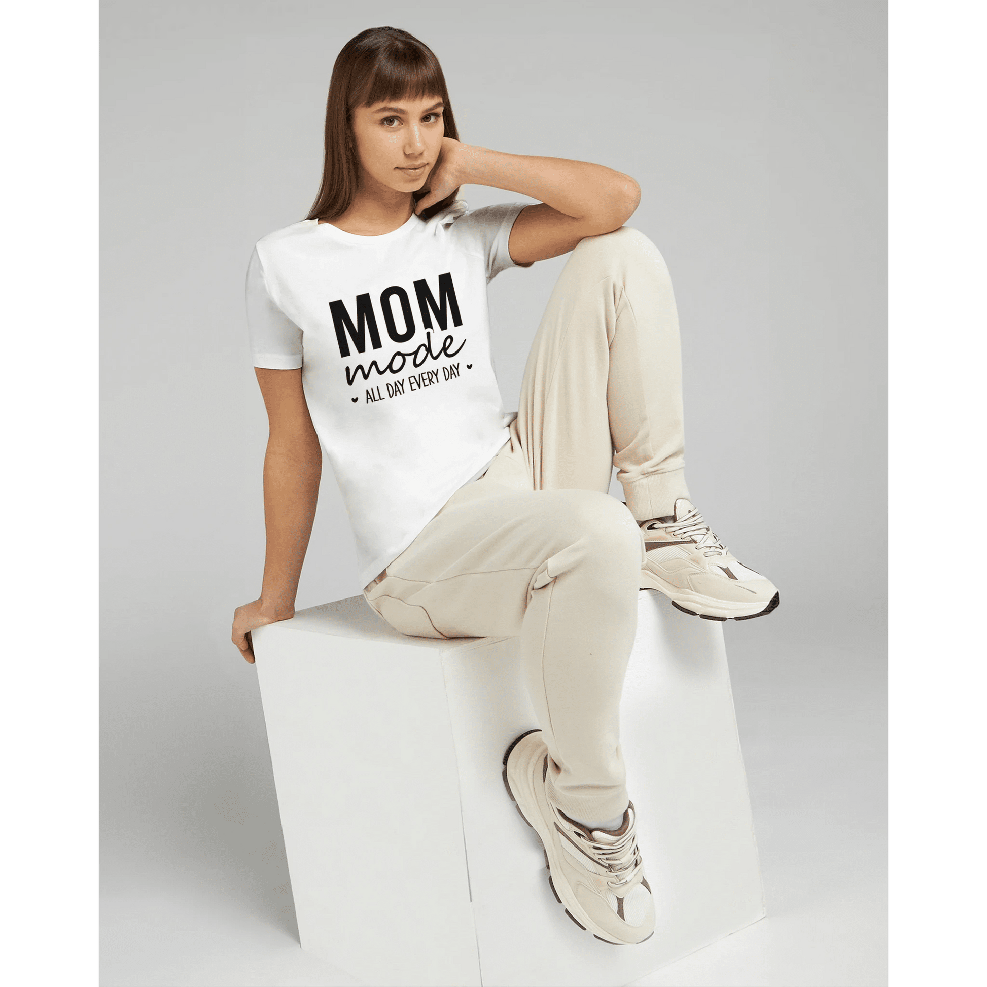 Women's Relaxed T-Shirt | Bella + Canvas 6400 White - Estrella & The Stars