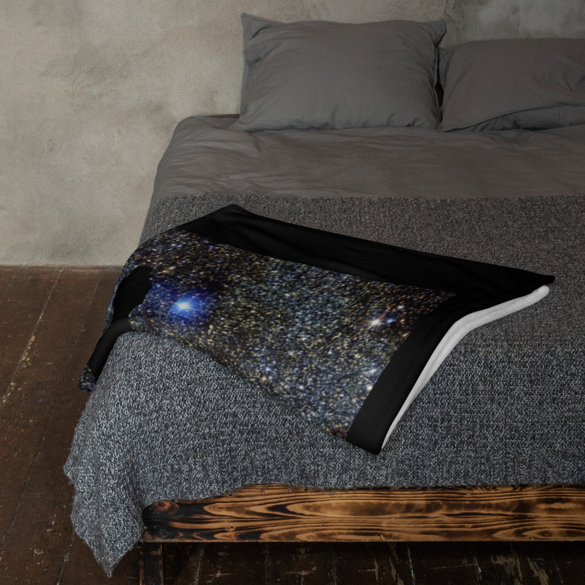 Cozy Throw Blanket for Warmth and Comfort - Estrella & The Stars